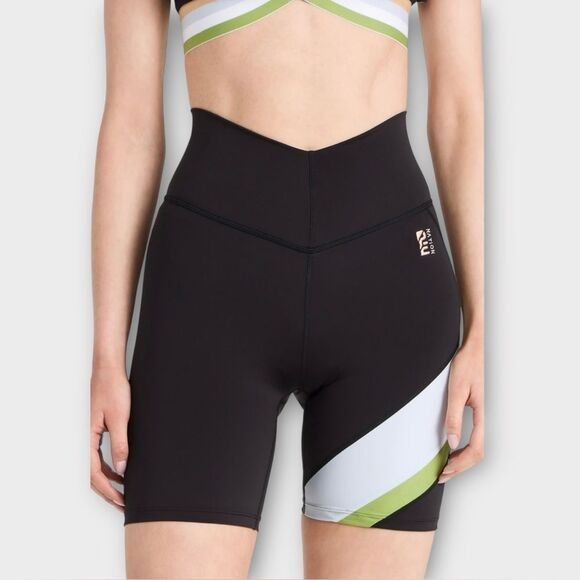 P.E NATION Sprint Time Bike Shorts in Black Women’s Size S NWT - Picture 1 of 8
